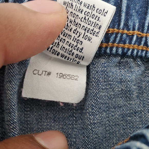 Croft & Barrow Woman's 2X Short Blue Denim Pull-On Jeans Elastic Waist Stretch - Picture 7 of 12